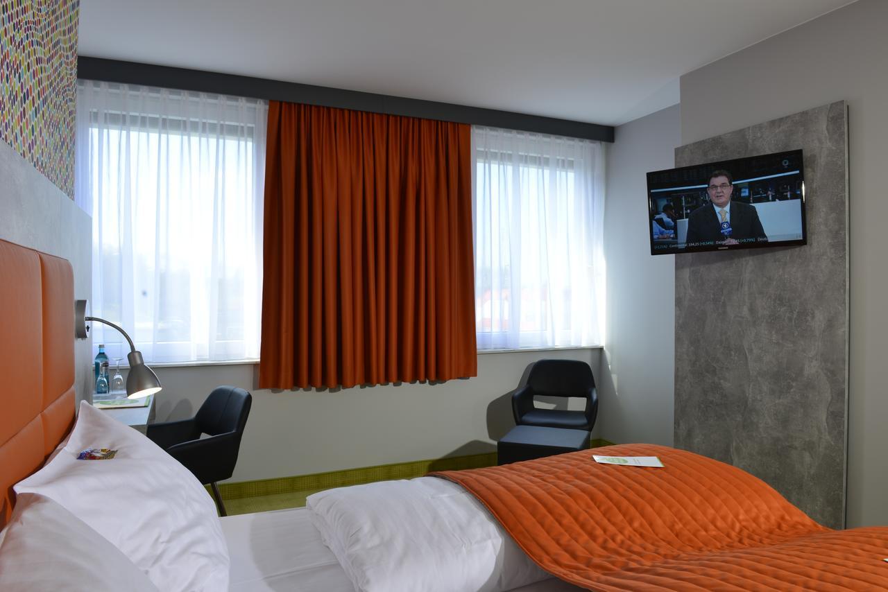 Sleepysleepy Hotel Giessen Linden  Esterno foto