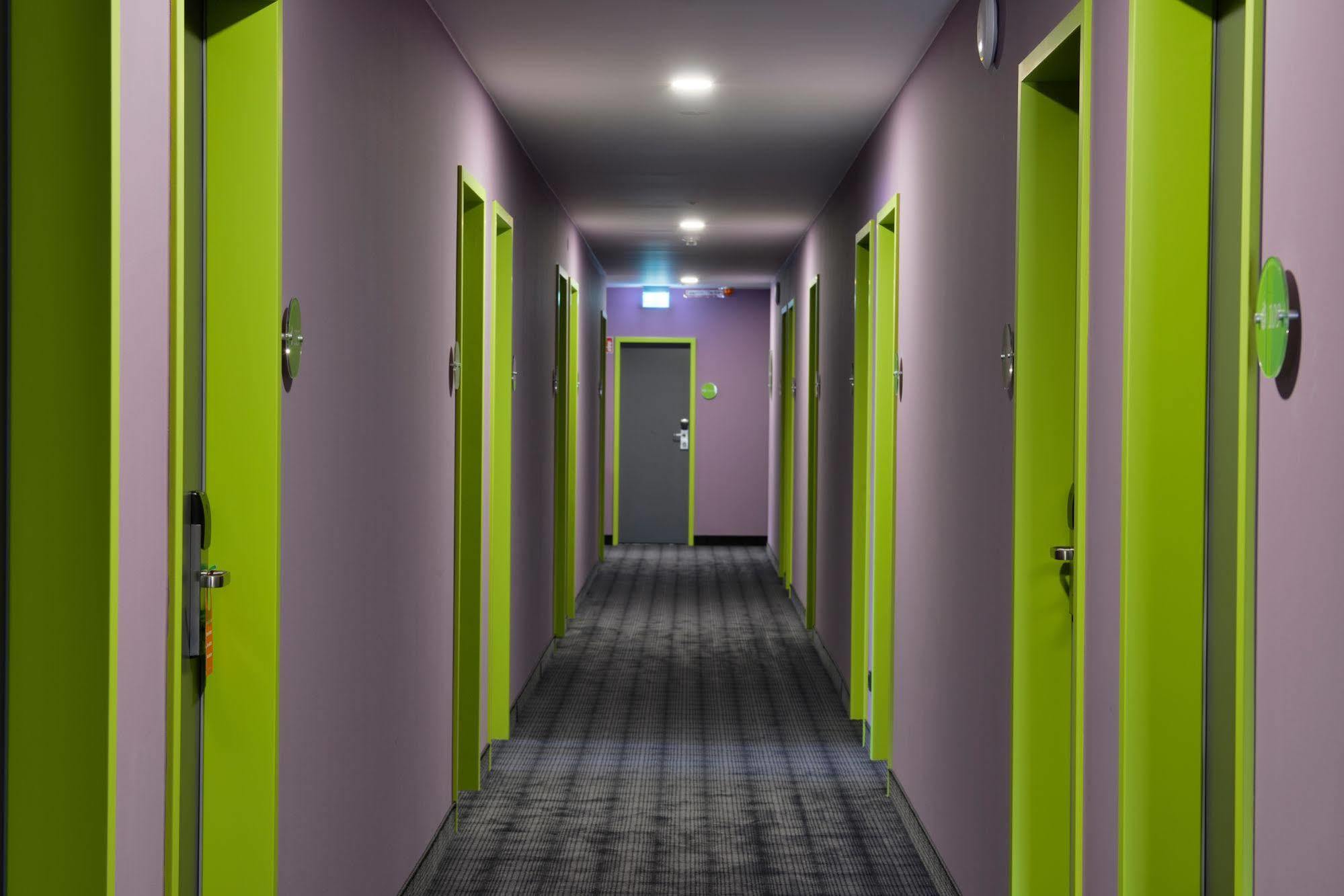 Sleepysleepy Hotel Giessen Linden  Esterno foto
